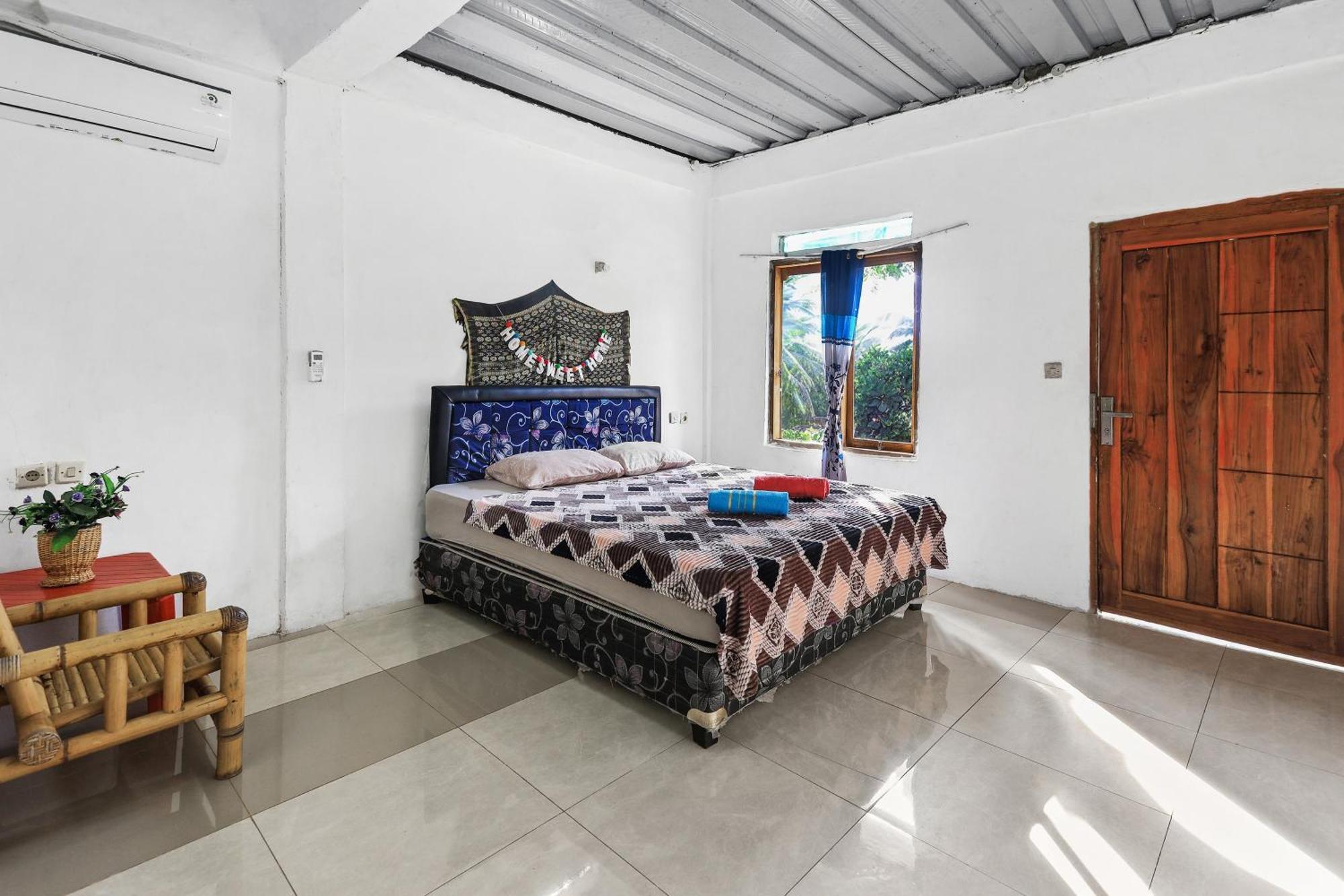 Palulu Garden Homestay Labuan Bajo Esterno foto