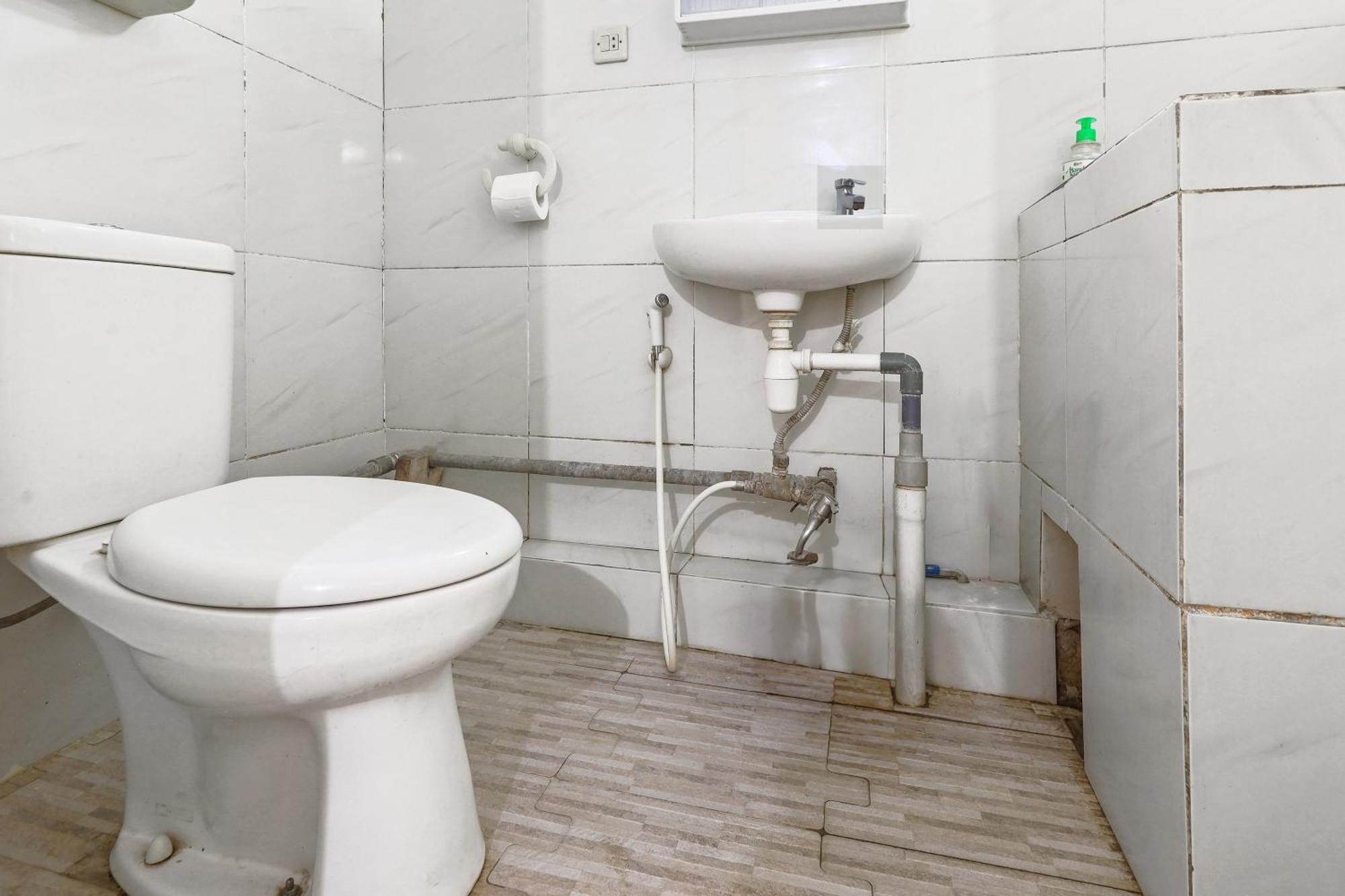 Palulu Garden Homestay Labuan Bajo Esterno foto